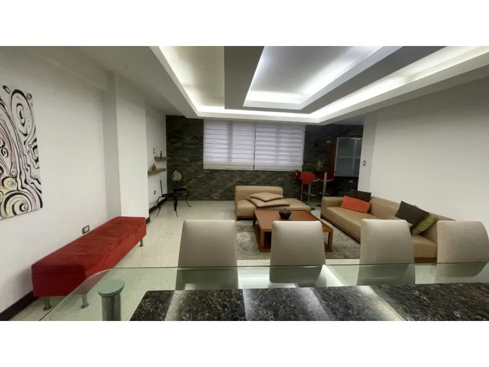 Se Alquila Apartamento en Los Palos Grandes