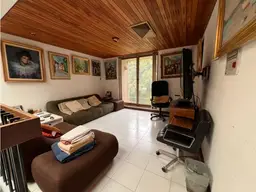 View 16