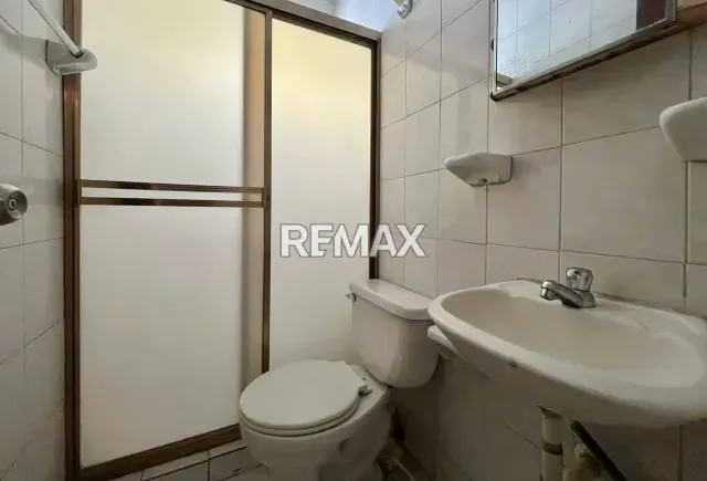 En alquiler apartamento amoblado ETIQUETA VERDE en el casco de Chacao, balcon con hermosa vista y 1 puesto de estacionamiento - 17