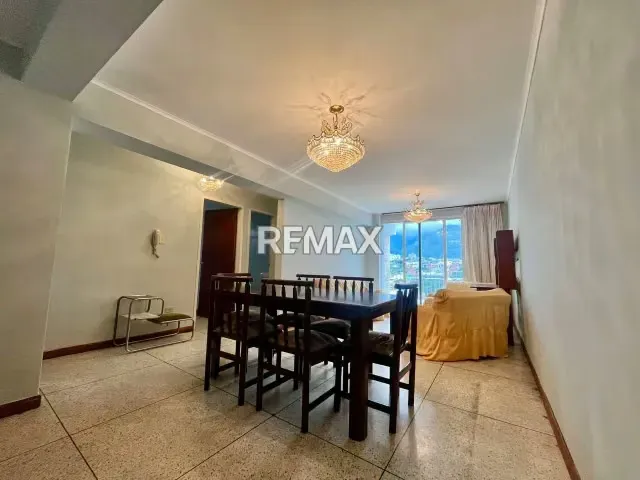 En alquiler apartamento amoblado ETIQUETA VERDE en el casco de Chacao, balcon con hermosa vista y 1 puesto de estacionamiento - 5