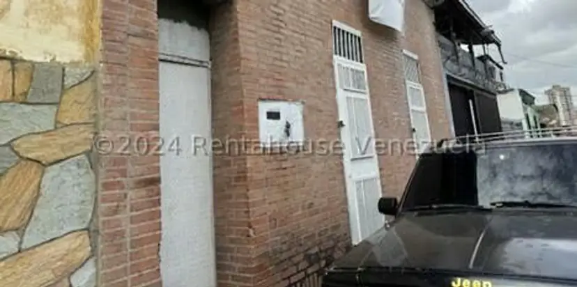 Casa (Multipes Niveles) en Venta en Sarria, Distrito Metropolitano