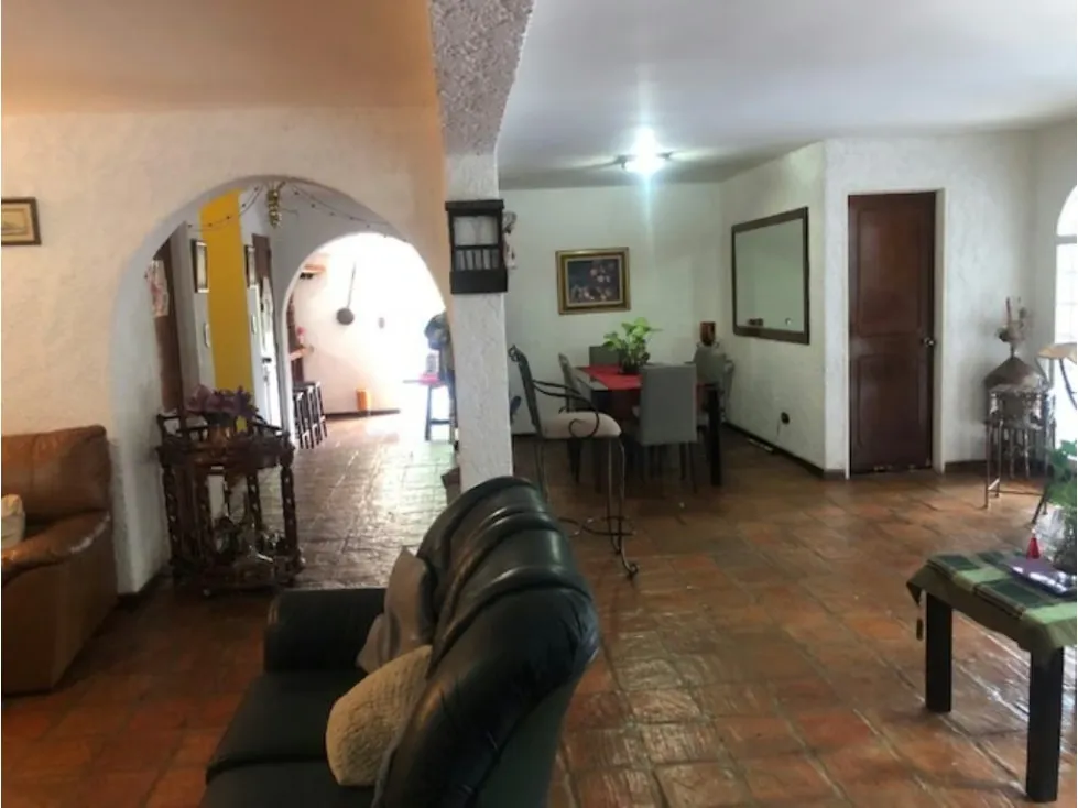 Se Vende Casa C.Cerrada-455m²-5H+6B+6P+Planta-La Lagunita 8698 - 9