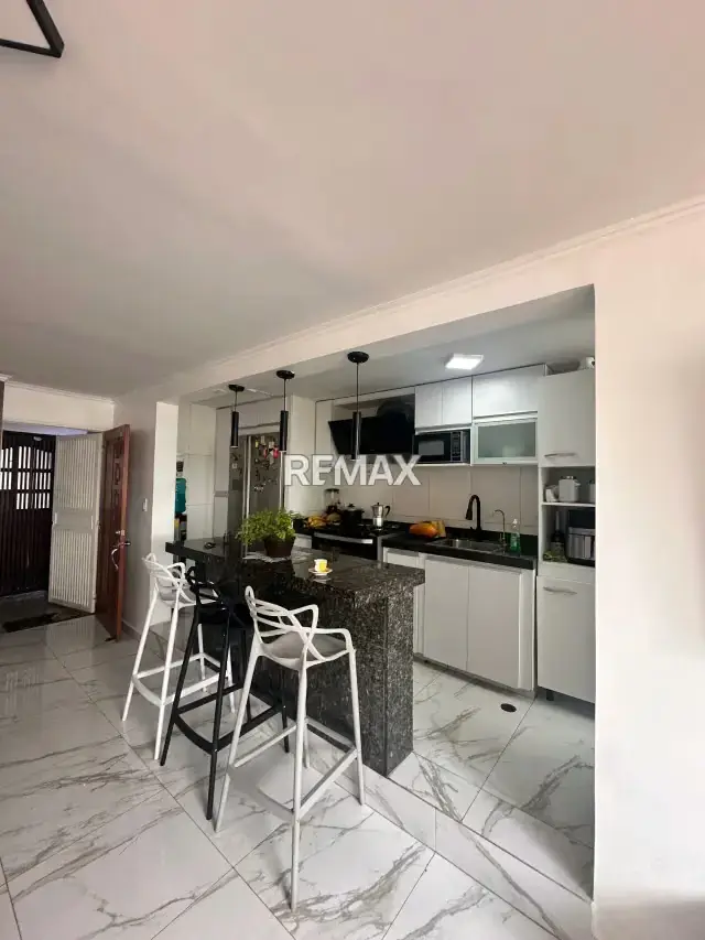Apartamento en urb. Club hípico Las Trinitarias
