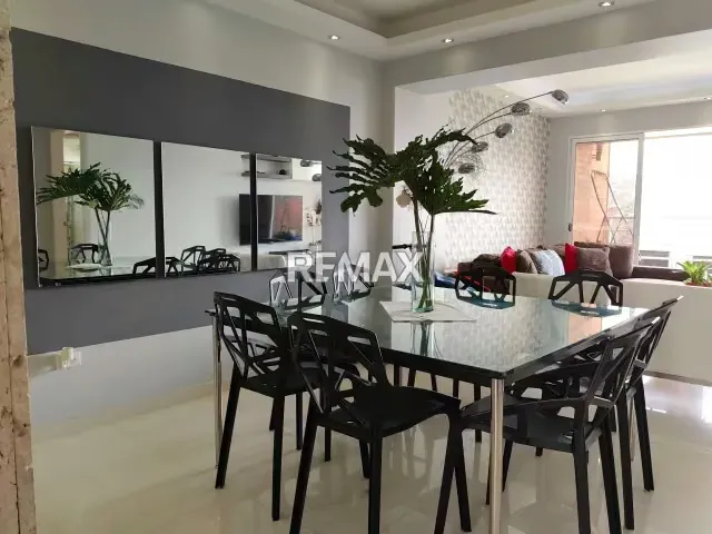 Apartamento en Loma Linda - 2