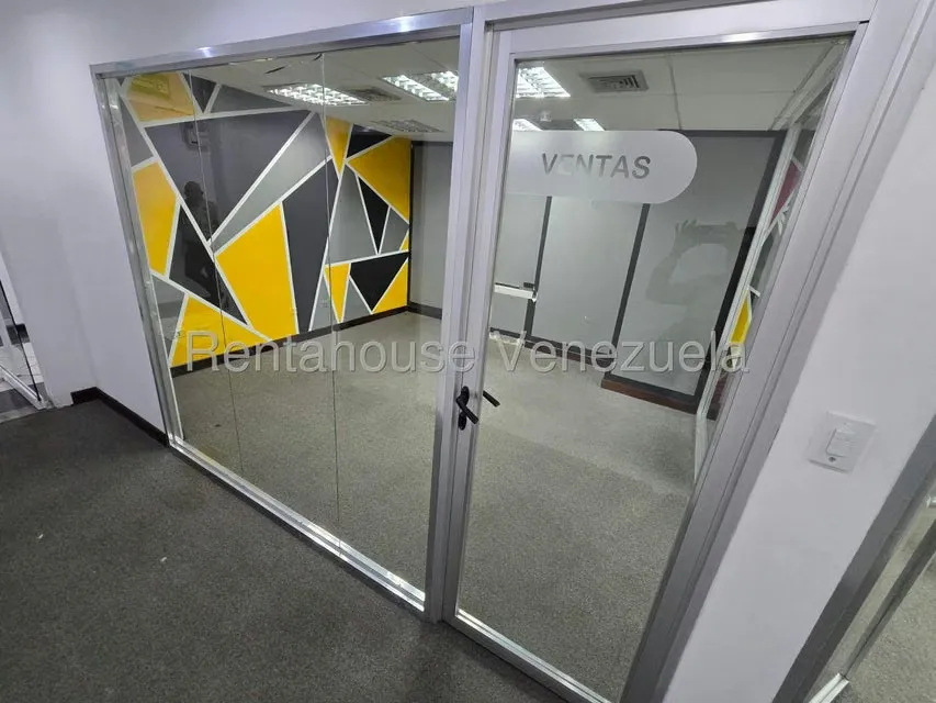 Local Comercial en Venta en El Recreo, Distrito Metropolitano - 4