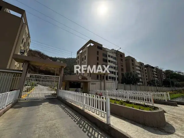 SE VENDE APARTAMENTO SANTA ROSALIA-TERRASANTA