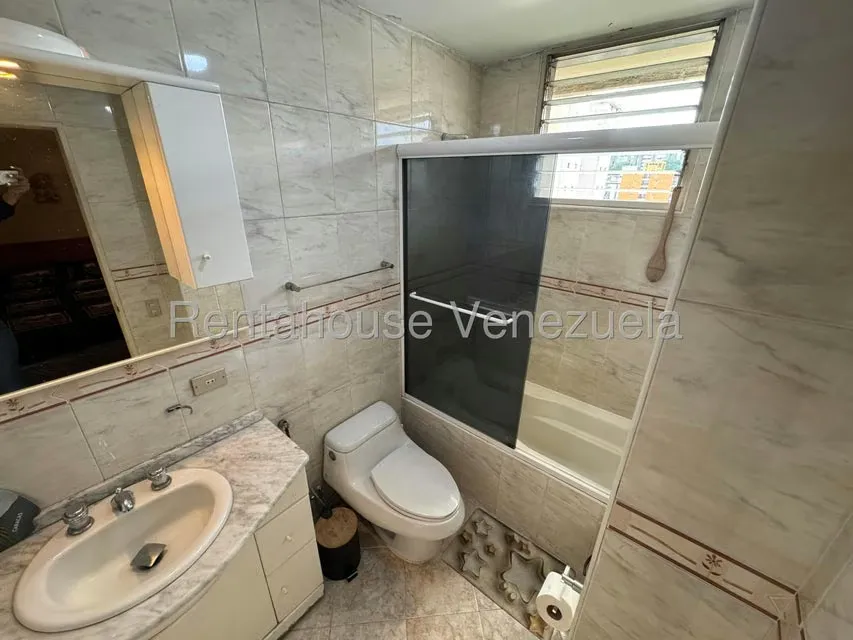 Apartamento (1 Nivel) en Venta en La Urbina, Distrito Metropolitano - 12