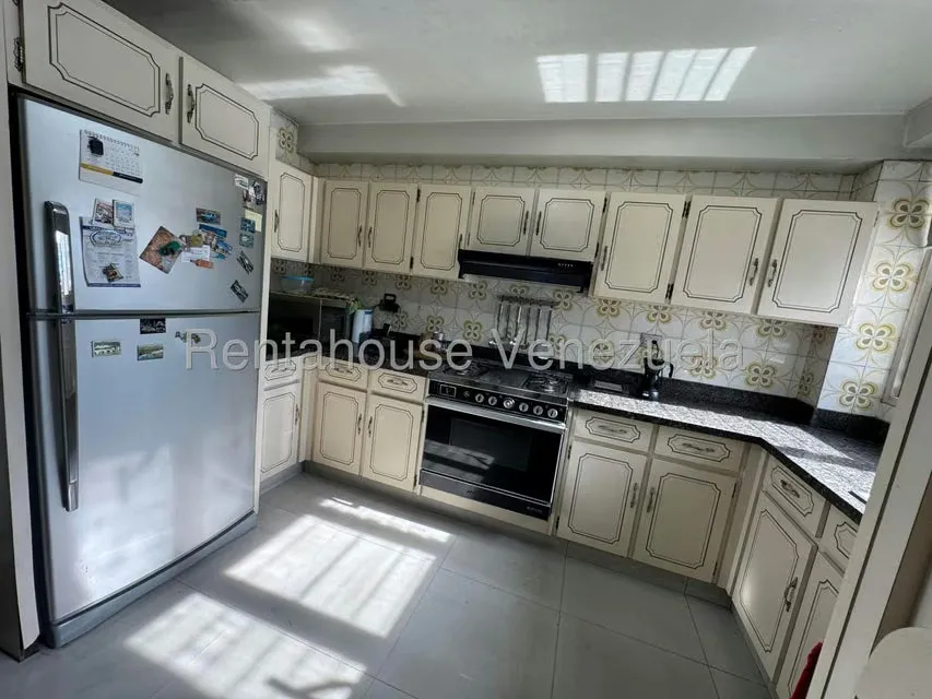 Apartamento (1 Nivel) en Venta en La Urbina, Distrito Metropolitano - 17