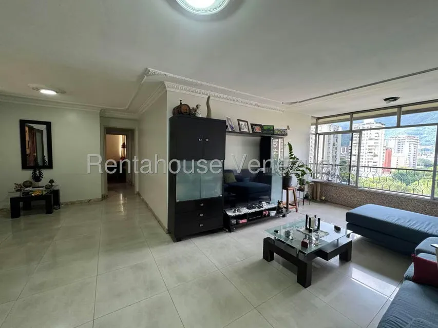 Apartamento (1 Nivel) en Venta en La Urbina, Distrito Metropolitano - 3