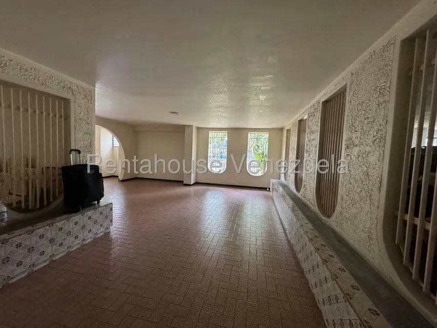 Apartamento (1 Nivel) en Venta en La Urbina, Distrito Metropolitano - 22