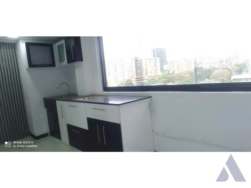 Alquilo oficina 145m2 Boleita Sur 7542 - 5