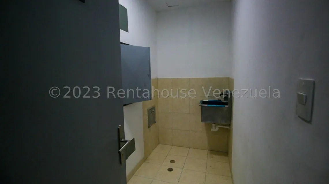 Oficina en Venta en Las Mercedes, Distrito Metropolitano - 11