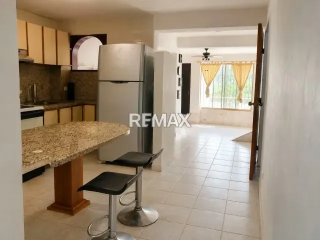 Amplia casa en venta en Las Esmeraldas – La Tahona, con terrazas y vista panorámica - 15
