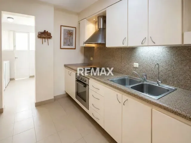 Amplia casa en venta en Las Esmeraldas – La Tahona, con terrazas y vista panorámica - 7