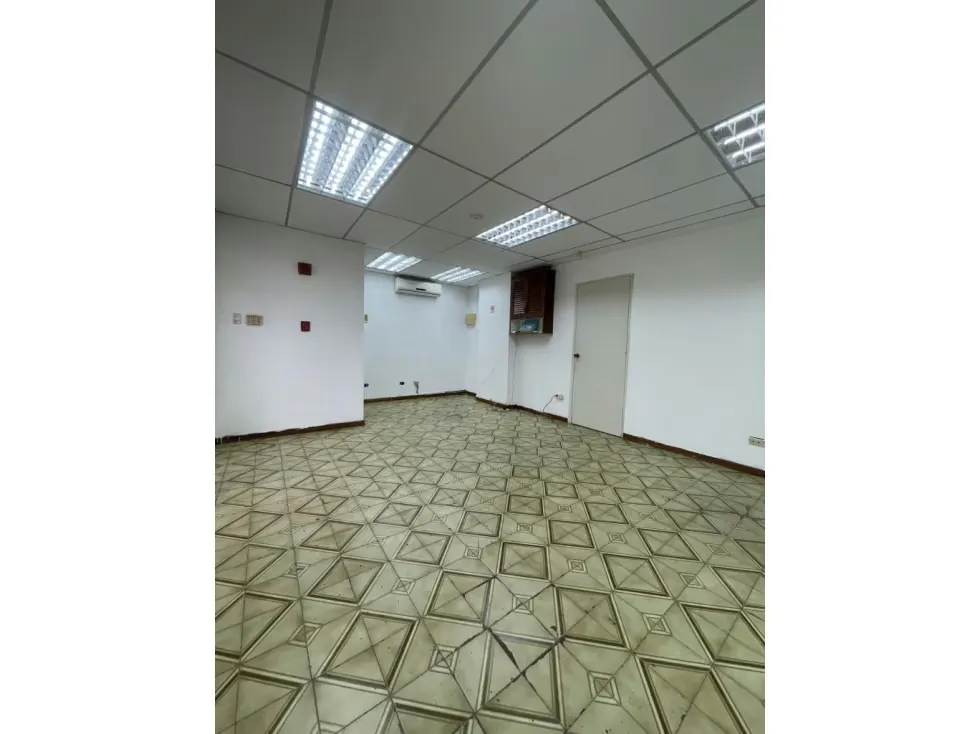 Se alquila local 34m2 Alta Florida 3585 - 2