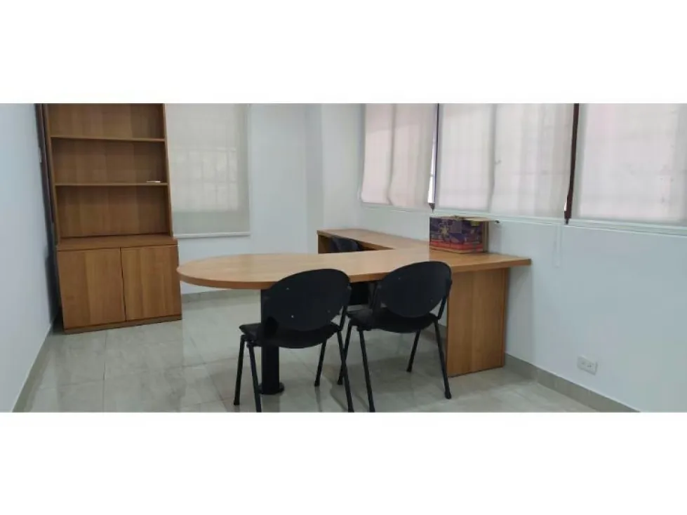 Alquilo oficina 140+40m2 Los Palos Grandes 4666 - 12
