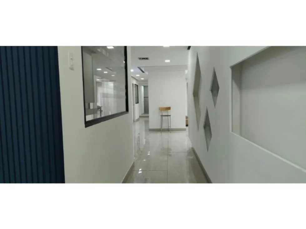 Alquilo oficina 140+40m2 Los Palos Grandes 4666 - 3