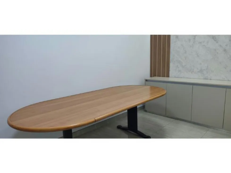 Alquilo oficina 140+40m2 Los Palos Grandes 4666 - 4