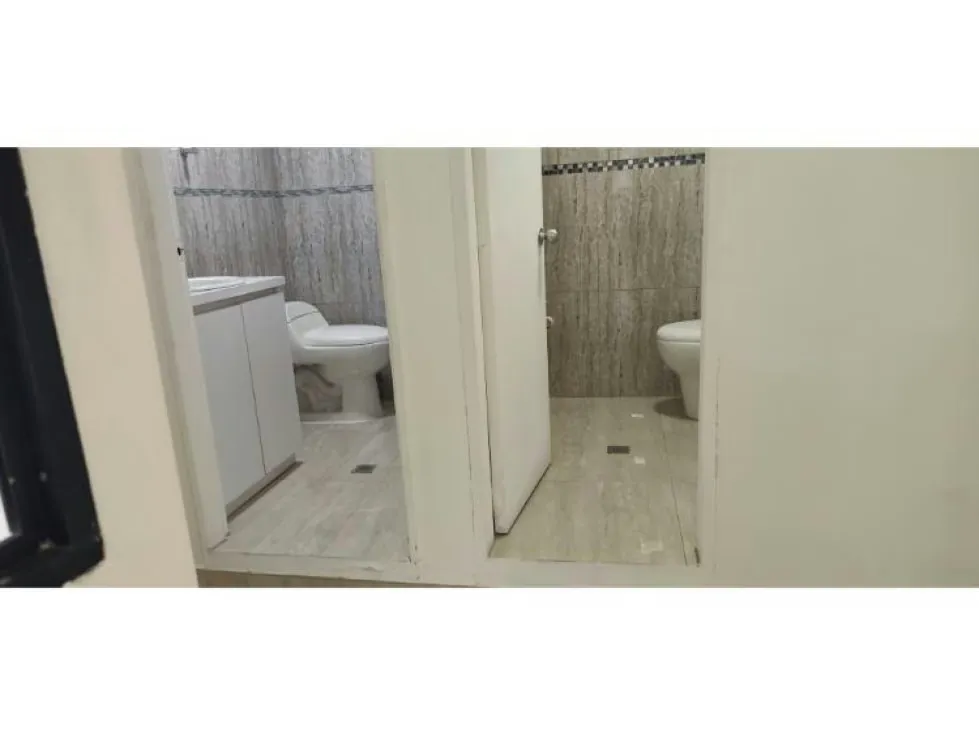 Alquilo oficina 140+40m2 Los Palos Grandes 4666 - 7