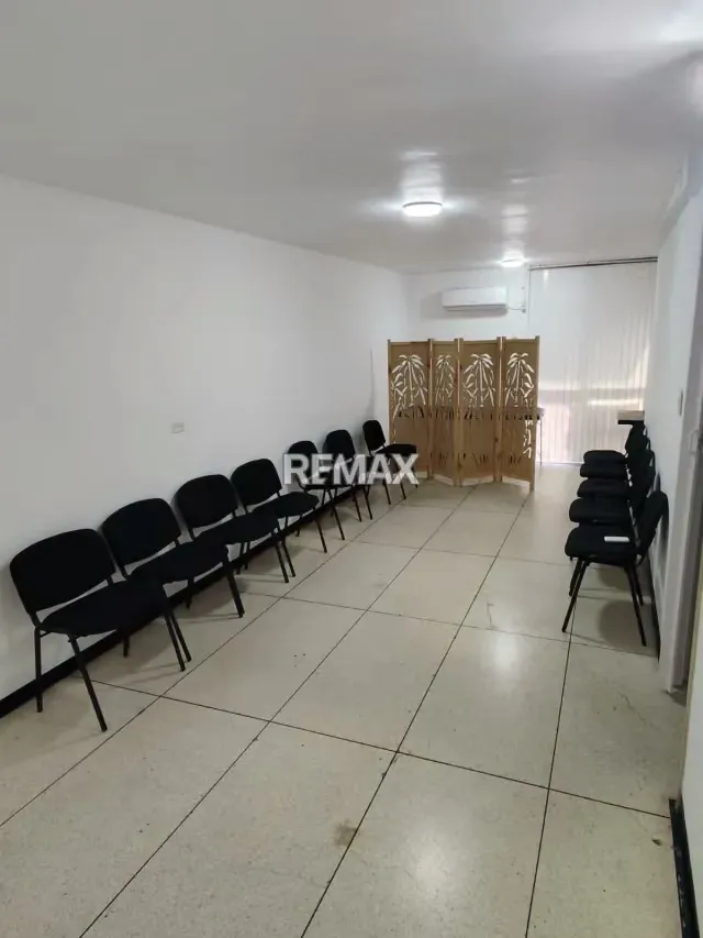 OFICINA EJECUTIVA, EN VENTA, EN ZONA ESTRATÉGICA DE LOS DOS CAMINOS - 4