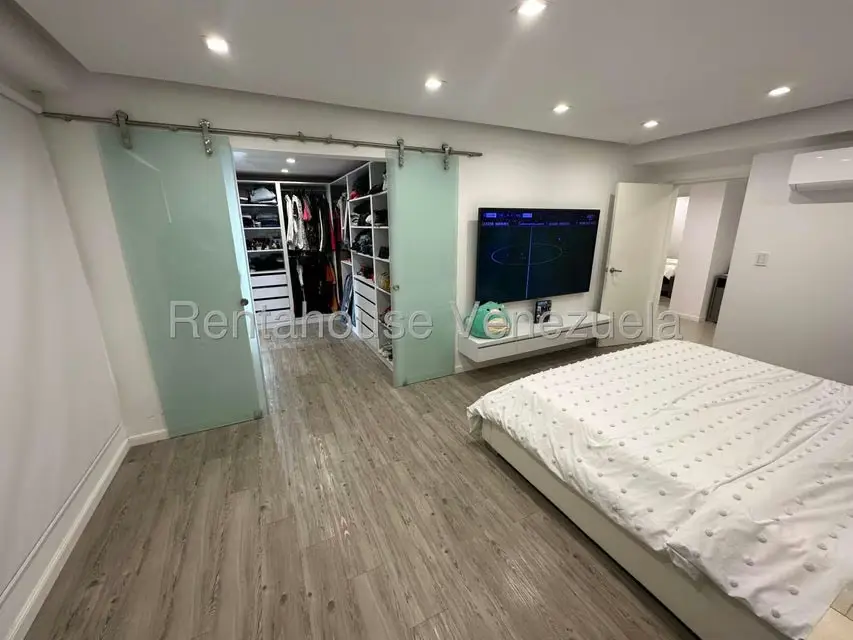 Apartamento (1 Nivel) en Venta en Alto Hatillo, Distrito Metropolitano - 24