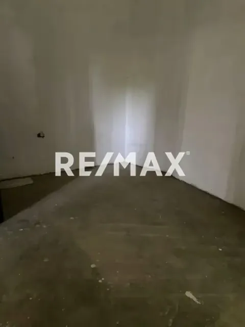 Alquiler de Local Comercial en la Piedad Av. Intercomunal Cabudare Acarigua Ideal para depósito fabrica y para estacionamiento - 4