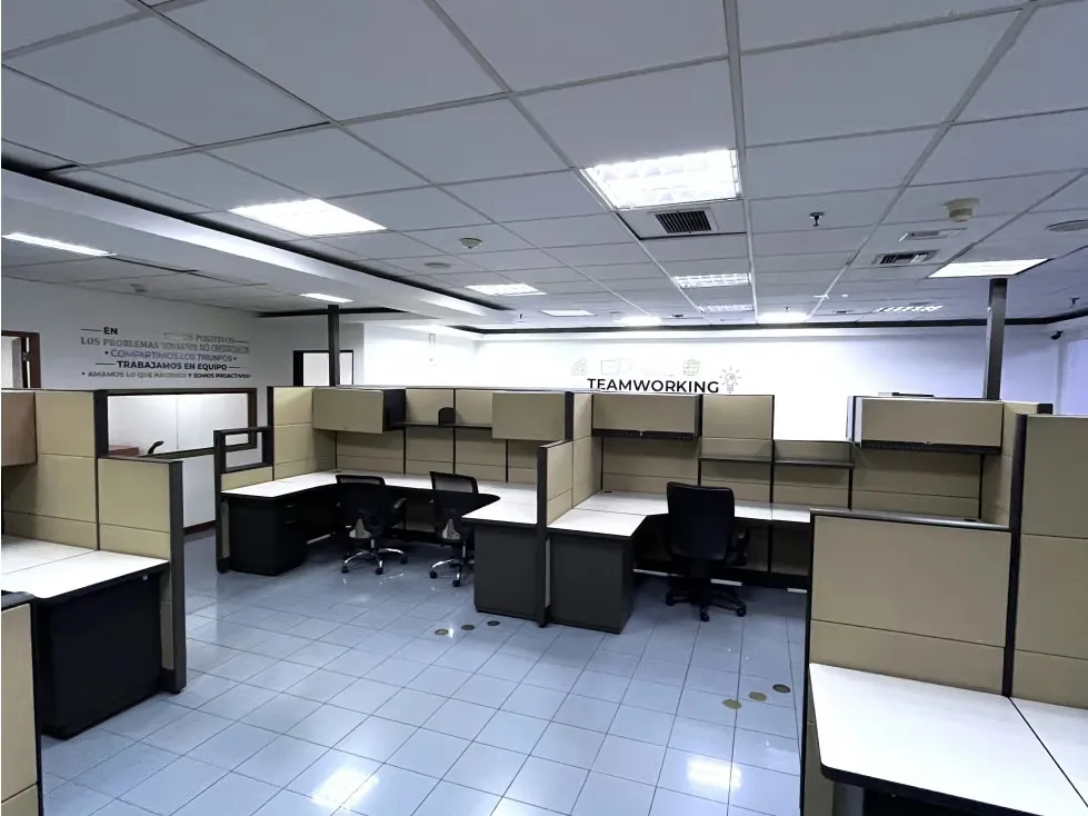 OFICINAS EN LA URBINA SE ALQUILA POR ESPACIOS DE 20M2 (IG) - 15