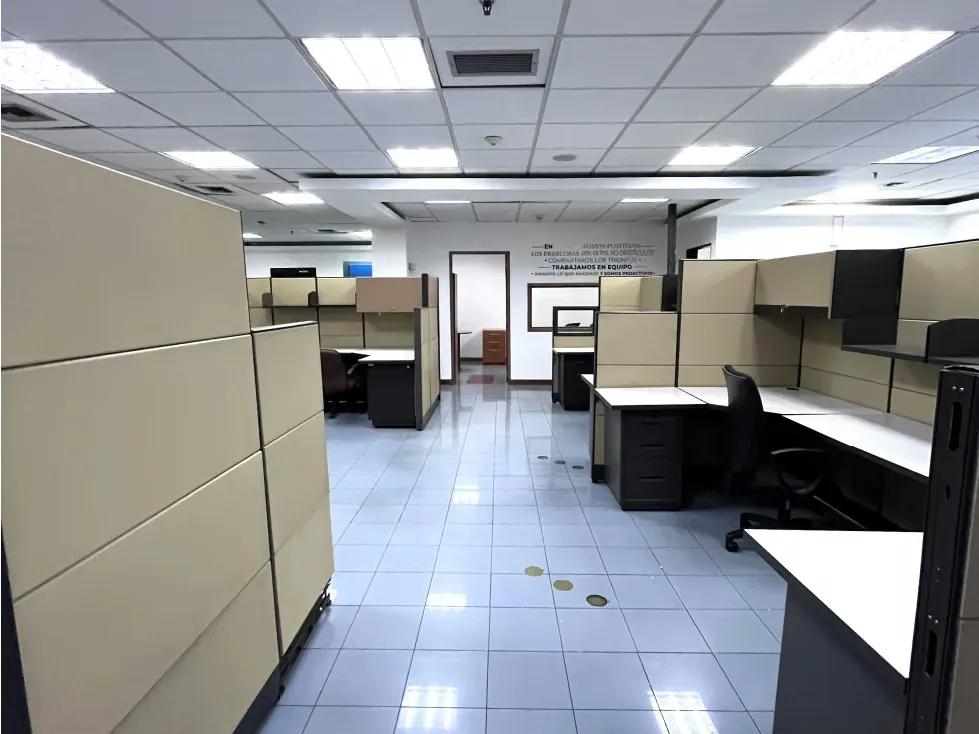 OFICINAS EN LA URBINA SE ALQUILA POR ESPACIOS DE 20M2 (IG) - 5