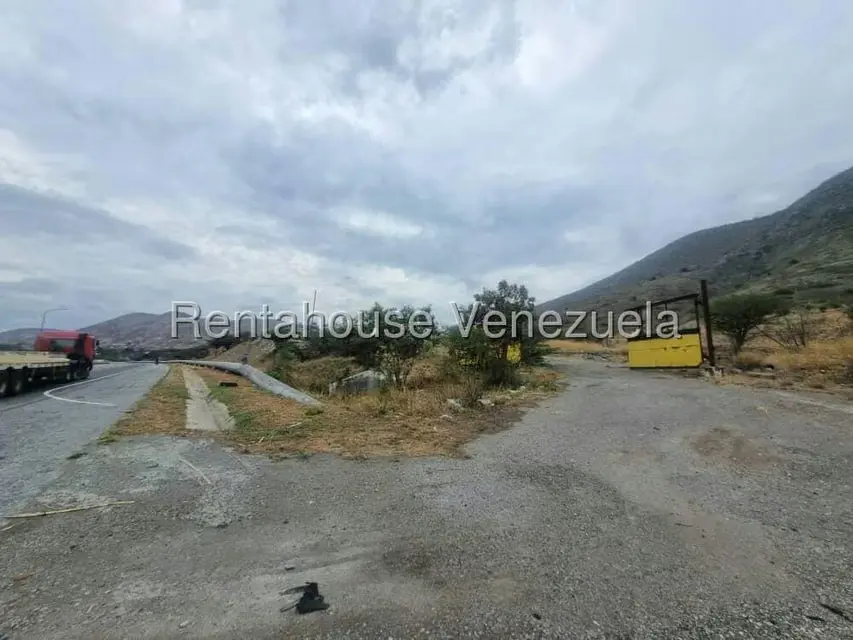 Terreno (Industrial) en Venta en Zona Industrial 2, Lara - 9
