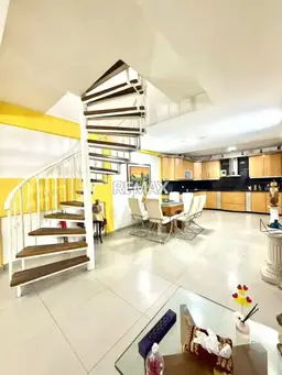 View 8