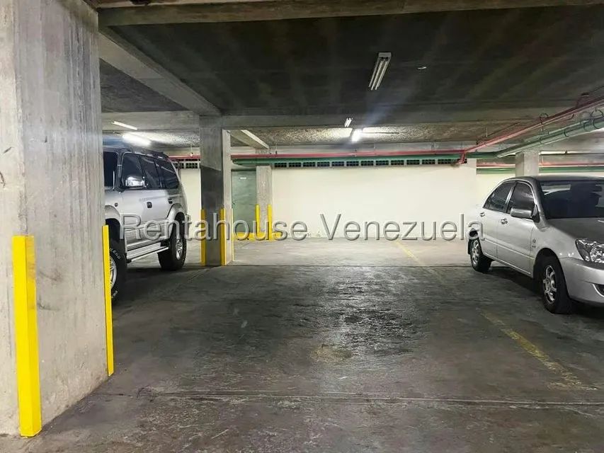 Apartamento (1 Nivel) en Venta en Los Dos Caminos, Distrito Metropolitano - 47