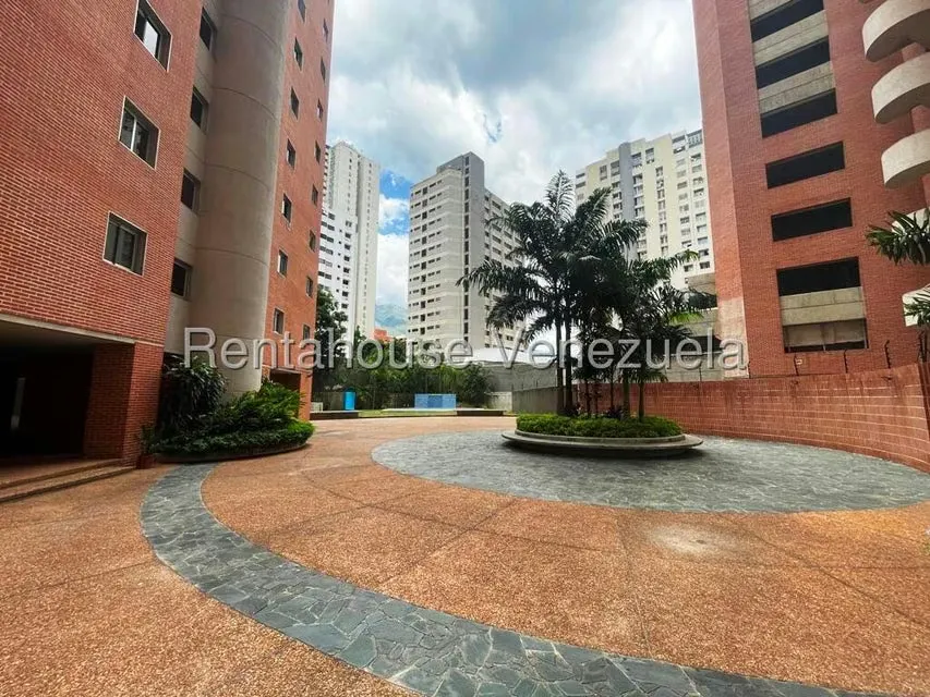 Apartamento (1 Nivel) en Venta en Los Dos Caminos, Distrito Metropolitano - 53