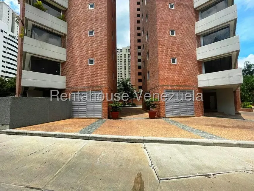 Apartamento (1 Nivel) en Venta en Los Dos Caminos, Distrito Metropolitano - 57