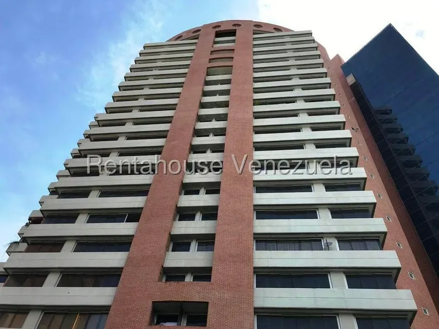 Apartamento (1 Nivel) en Venta en Los Dos Caminos, Distrito Metropolitano - 70