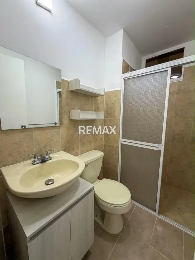 En Venta Apartamento residencias Montecarlo Av Principal de Pueblo Nuevo, - 6