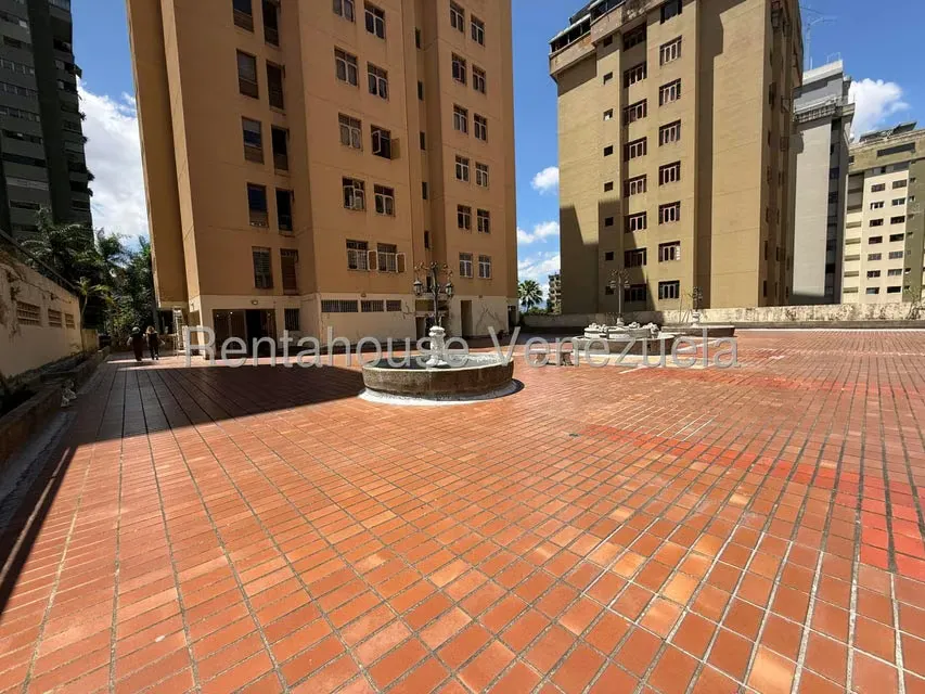 Apartamento (1 Nivel) en Venta en Terrazas del Avila, Distrito Metropolitano - 23