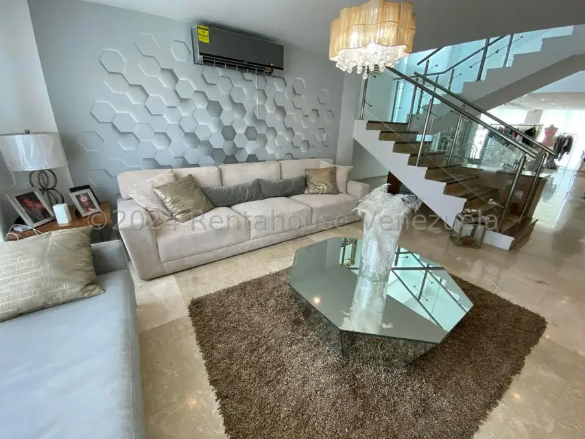 Casa (Duplex) en Venta en Le Jardin, Portuguesa - 4
