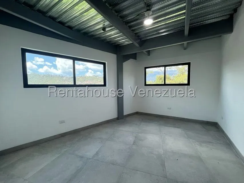 Terreno (Residencial) en Venta en Prados del Este, Distrito Metropolitano - 28
