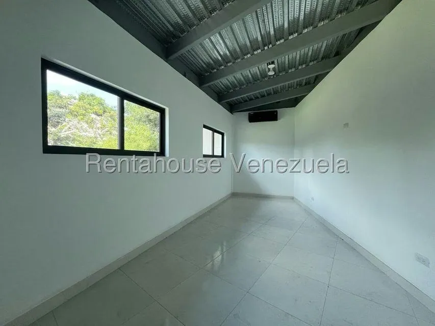 Terreno (Residencial) en Venta en Prados del Este, Distrito Metropolitano - 33