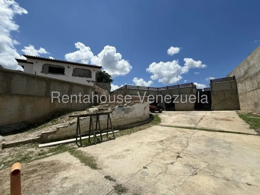 Terreno (Residencial) en Venta en Prados del Este, Distrito Metropolitano - 37