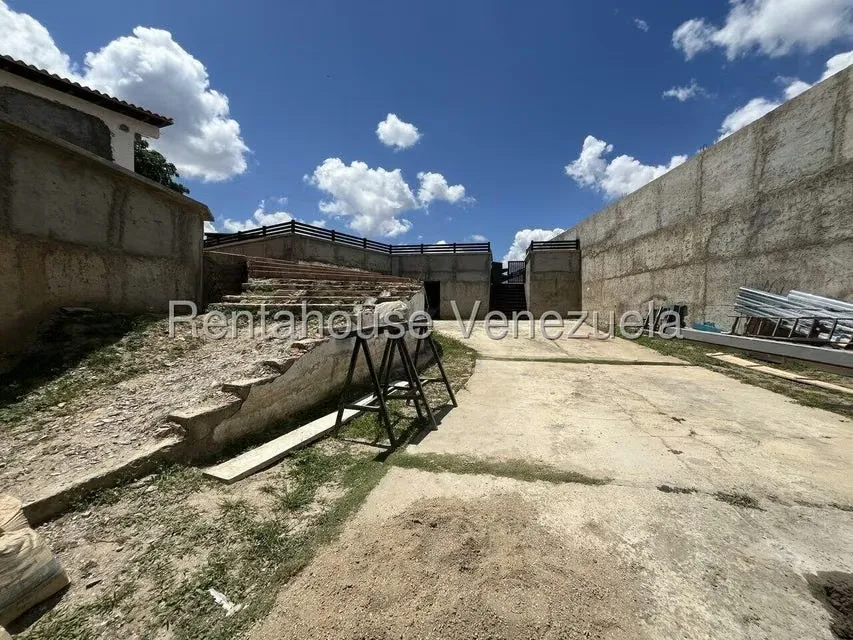 Terreno (Residencial) en Venta en Prados del Este, Distrito Metropolitano - 41