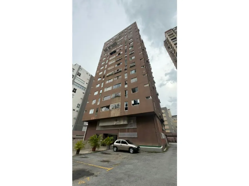 Vendo apartamento 97m2 Los Palos Grandes ref. Amarilla/piso alto