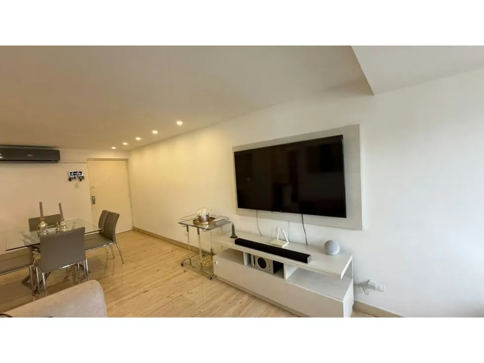 Vendo apartamento 97m2 Los Palos Grandes ref. Amarilla/piso alto - 11