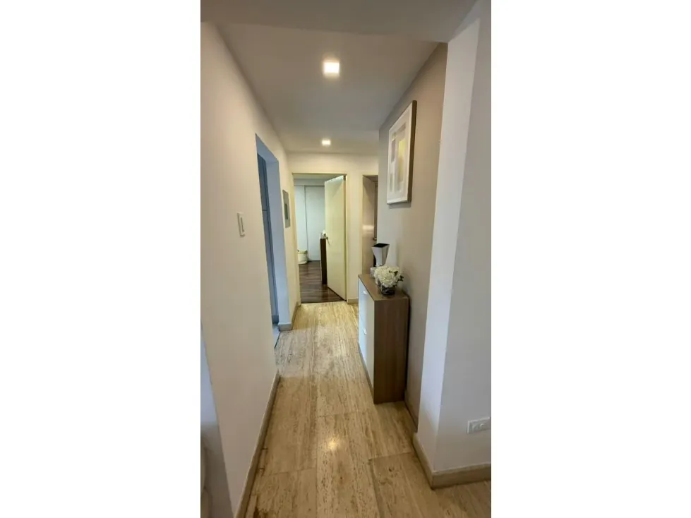 Vendo apartamento 97m2 Los Palos Grandes ref. Amarilla/piso alto - 22