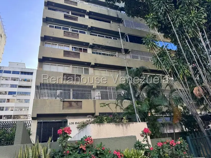 Apartamento (1 Nivel) en Alquiler en Los Palos Grandes, Distrito Metropolitano