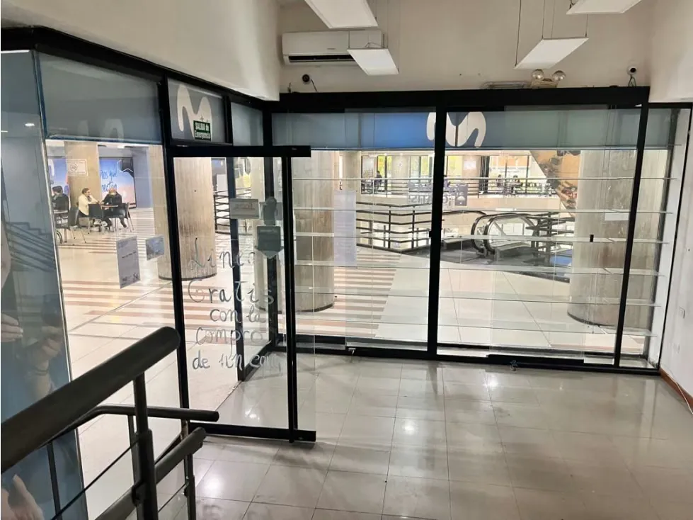 Local/alquiler/PARQUECANAIMA/ 80m/mezzanina/baño - 2