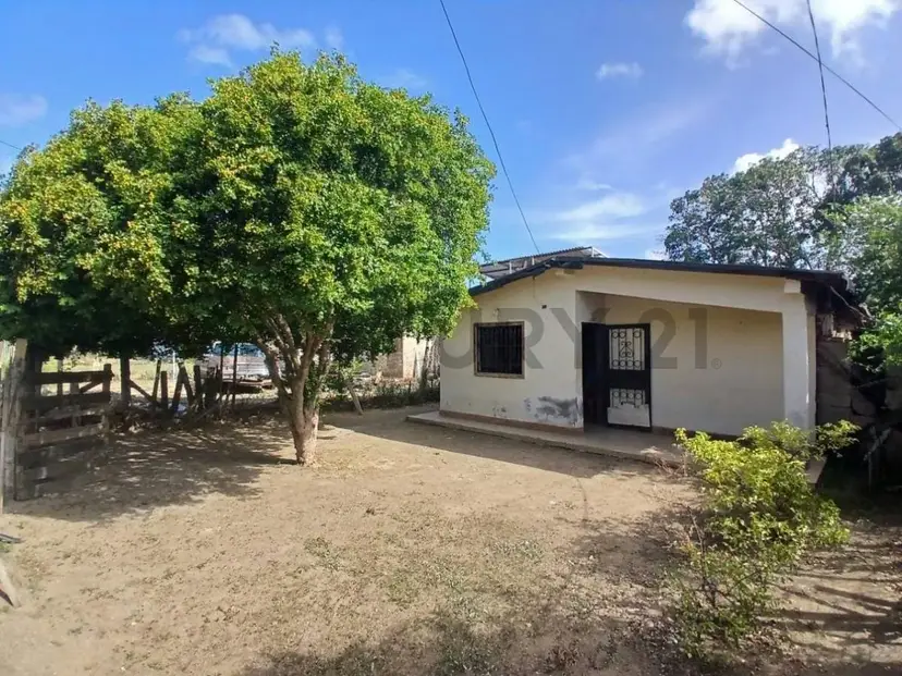 CASA ECONOMICA EN LA ISLA DE MARGARITA, LOS MILLANES, JUAN GRIEGO