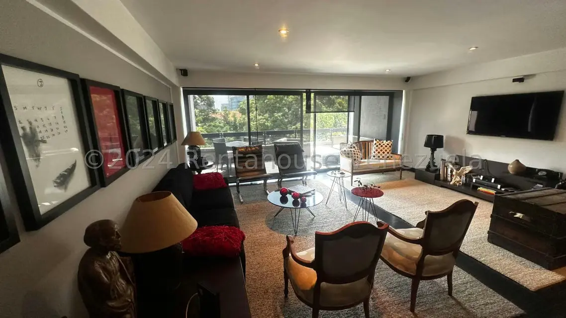 Apartamento (Duplex) en Venta en Las Mercedes, Distrito Metropolitano - 2