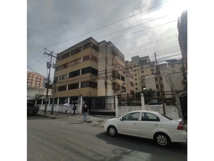 Apartamento en venta Urb Agua Blanca 115m2 Valencia Norte