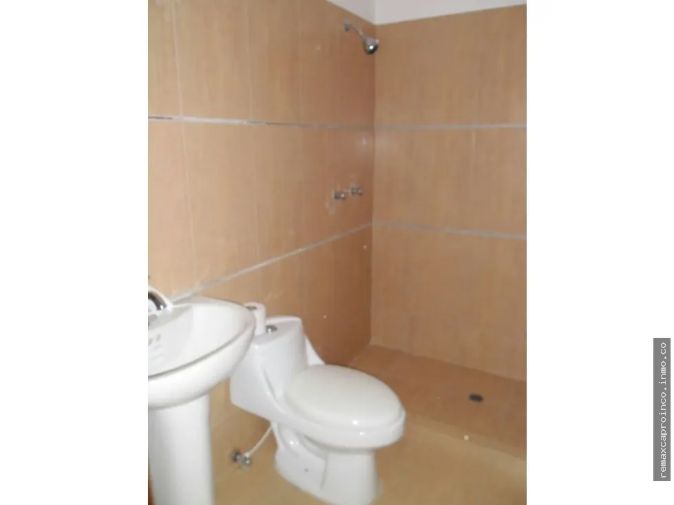 En Venta TownHouse en Mañongo C 548856 - 6